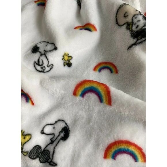 Peanuts Snoopy Hooded Robe Sz S/M Rainbow Super Soft Belt Woodstock Pride NWT - Picture 11 of 11